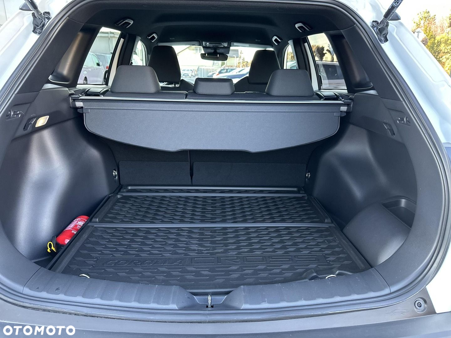 Toyota Corolla Cross 2.0 Hybrid Comfort - 25