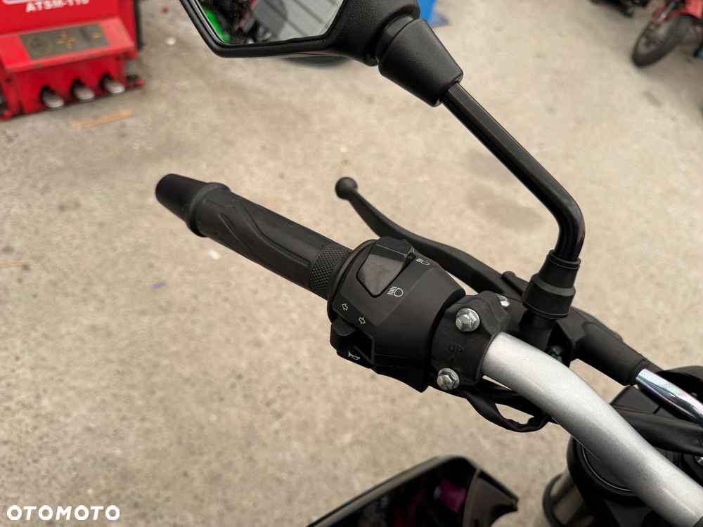 VOGE R125 - 13