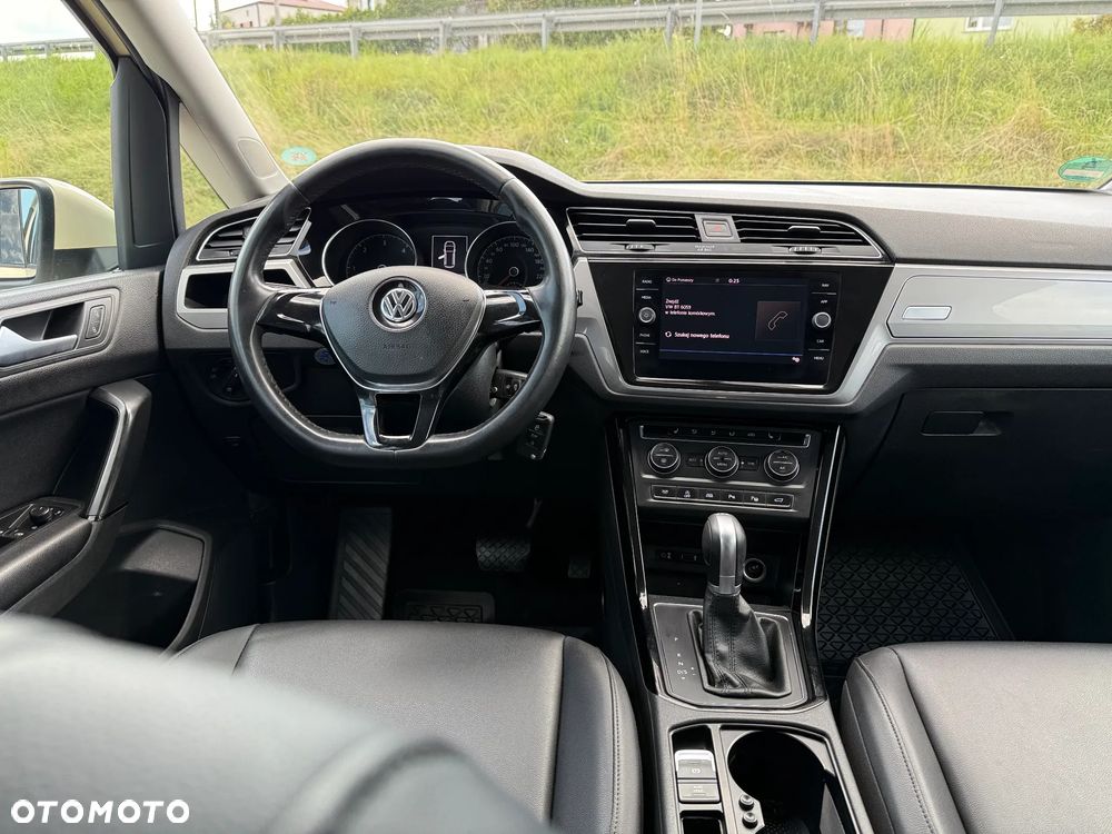 Volkswagen Touran 2.0 TDI BMT Comfortline Plus DSG - 11