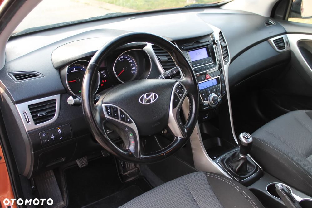 Hyundai i30 1.6 CRDi Premium - 15