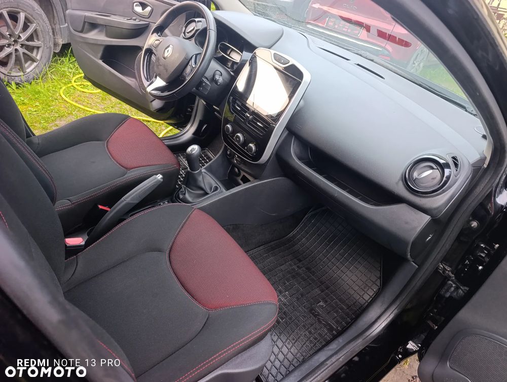 Renault Clio 1.2 16V 75 LIMITED - 23