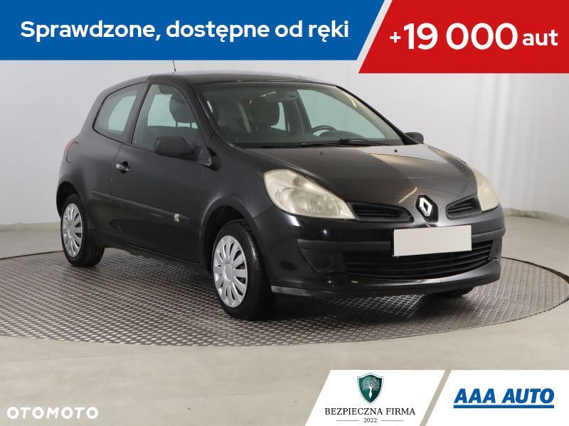 Renault Clio - 1