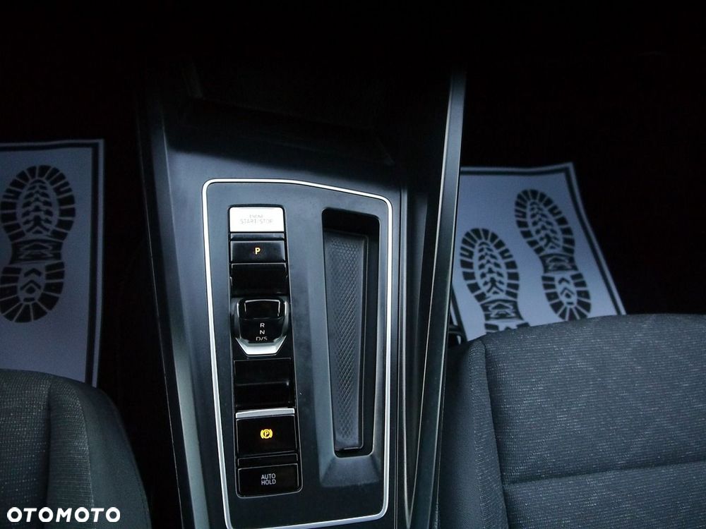 Volkswagen Golf 2.0 TDI SCR DSG Style - 36