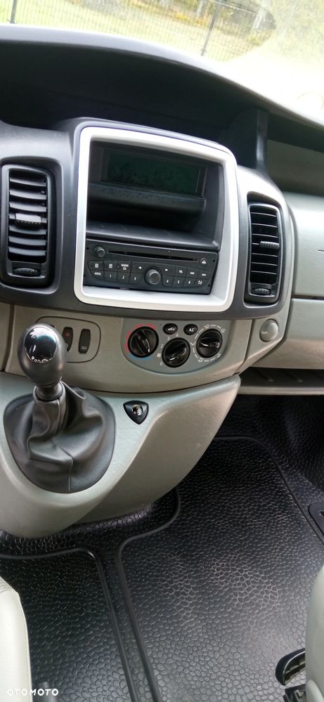 Renault Trafic - 18