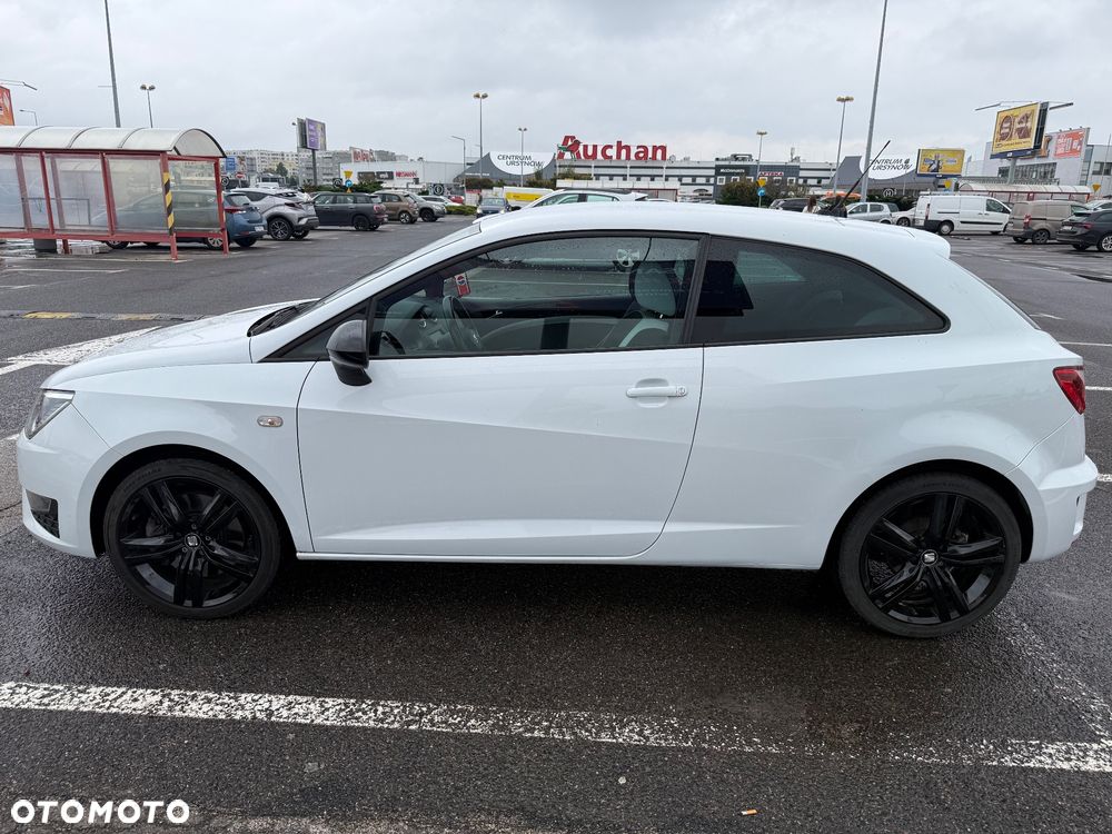 Seat Ibiza 2016 photo 4