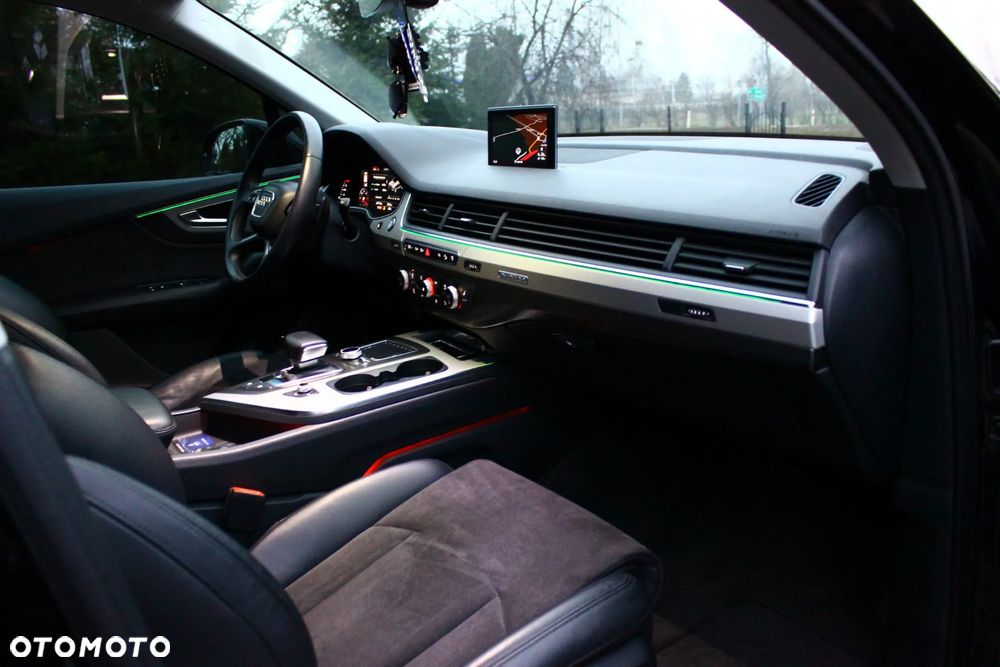 Audi Q7 3.0 TDI Quattro Tiptronic - 33