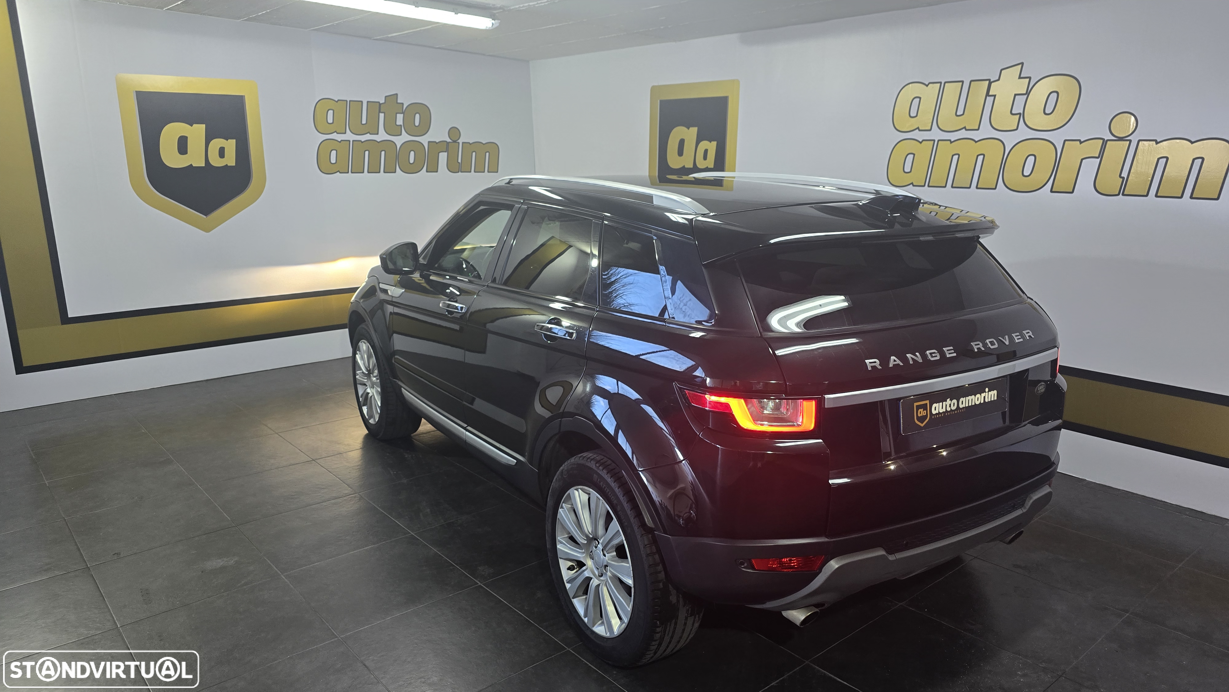 Land Rover Range Rover Evoque 2.0 TD4 SE Auto - 17