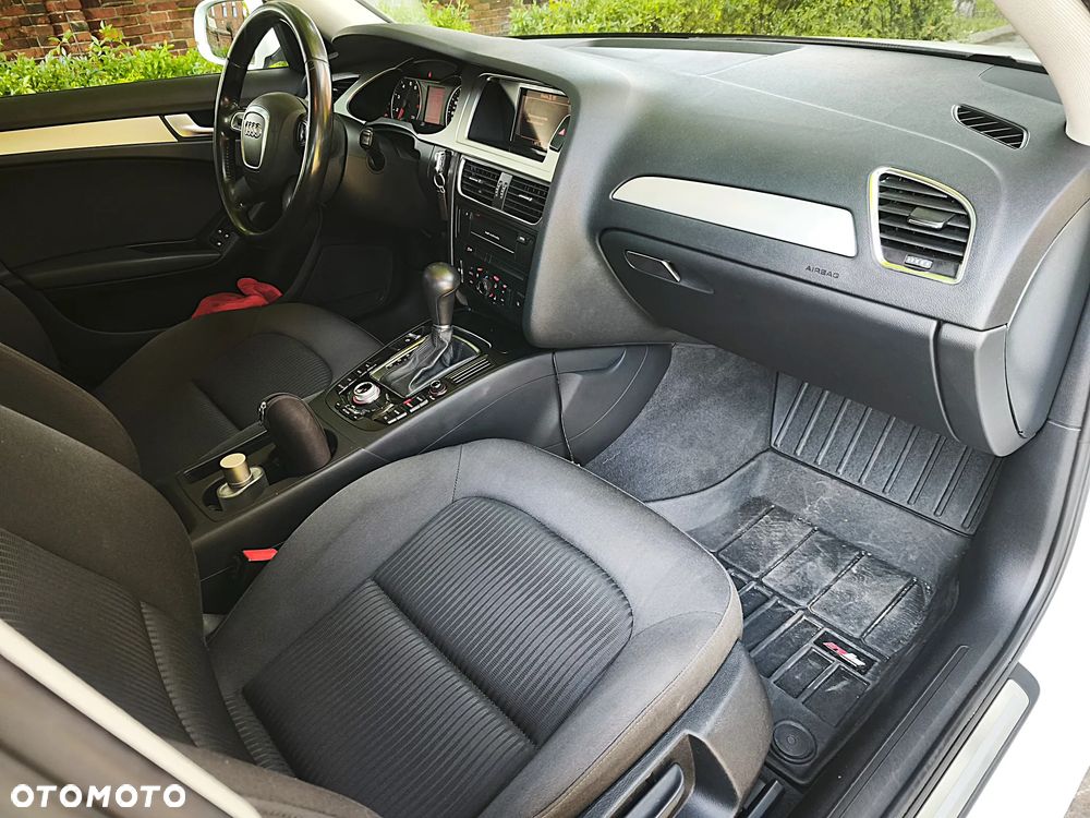 Audi A4 Avant - 26