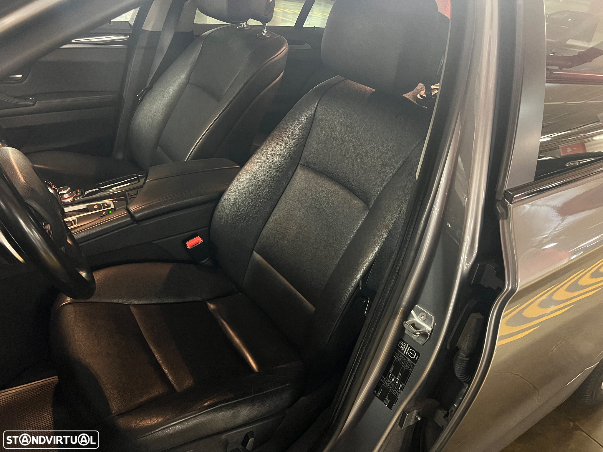 BMW 520 d Auto - 9