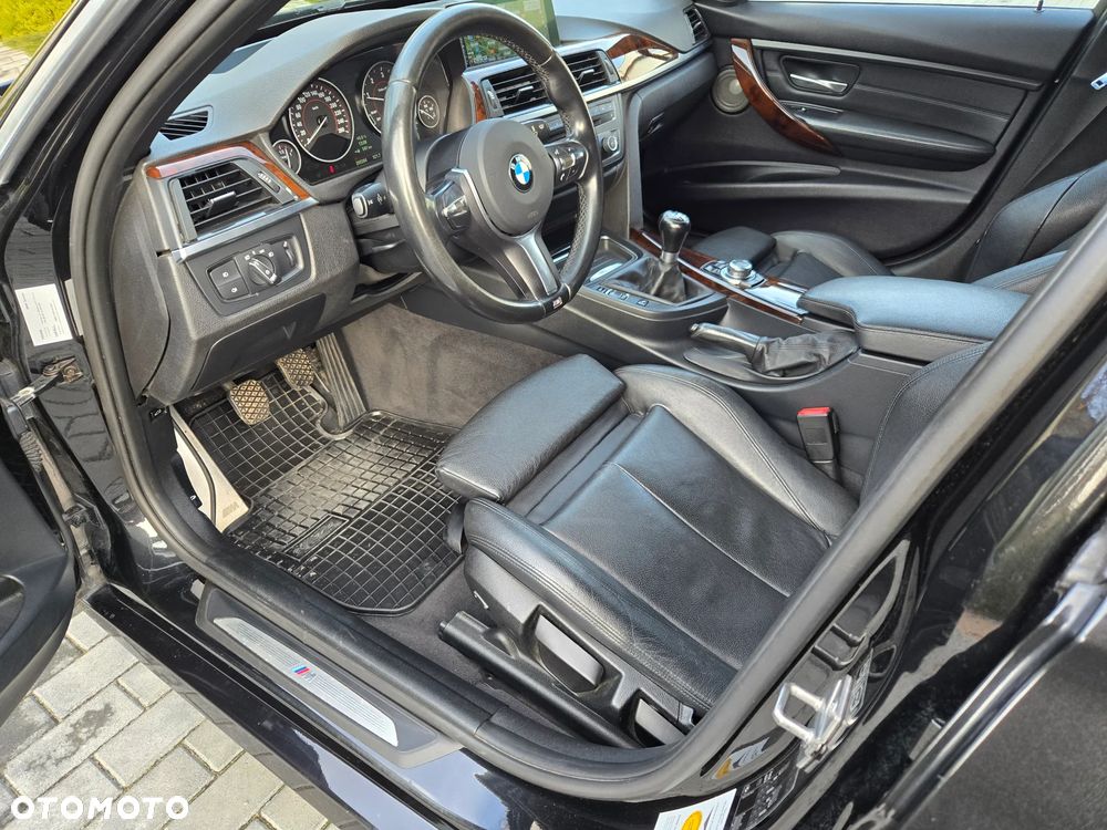 BMW Seria 3 320d DPF Blue Performance Edition Sport - 10