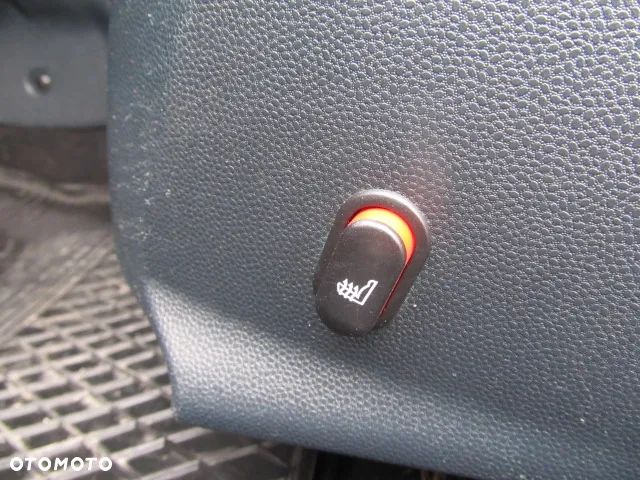 Ford Fiesta 1.25 Champions Edition - 23