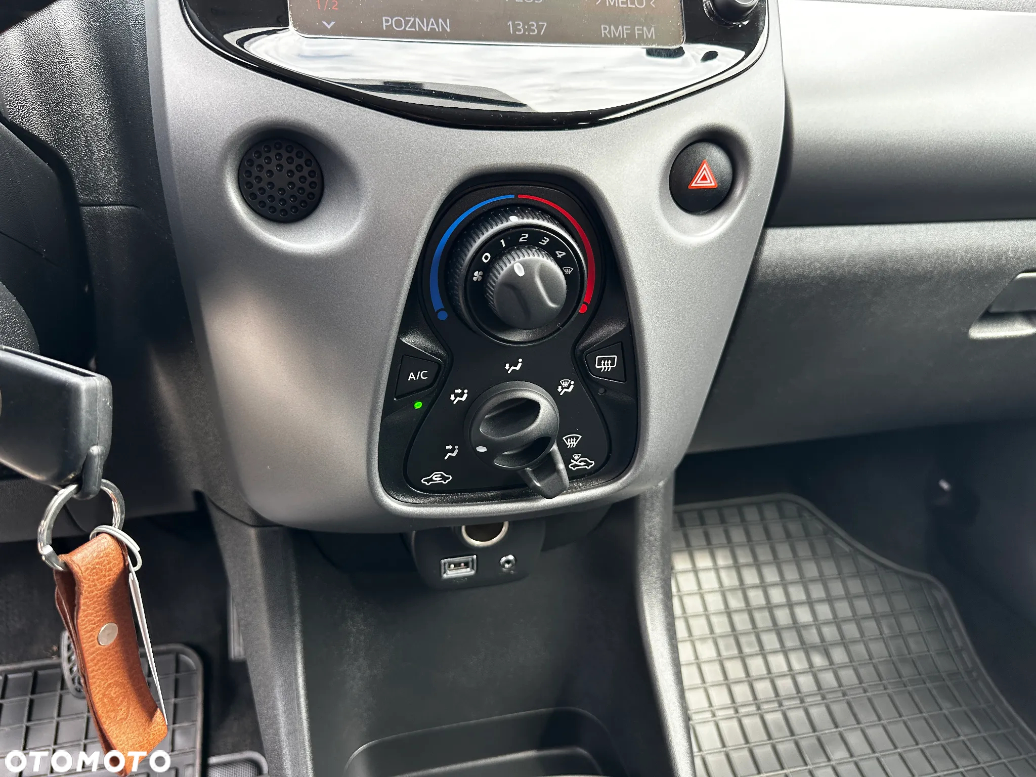 Toyota Aygo - 14