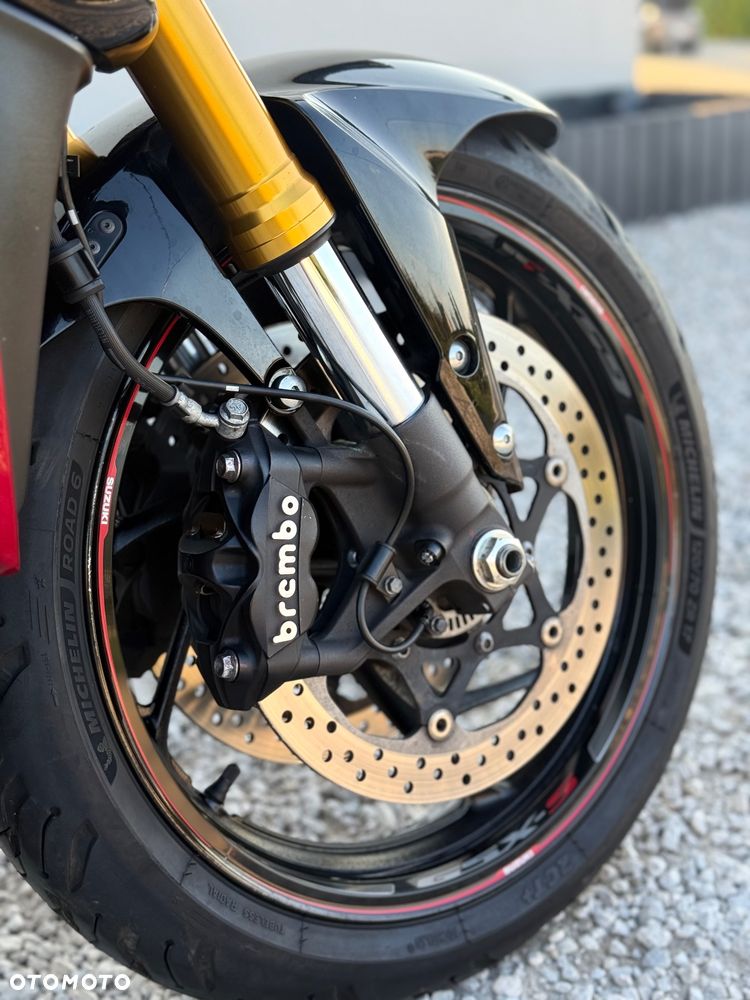 Suzuki GSX 1000 - 5