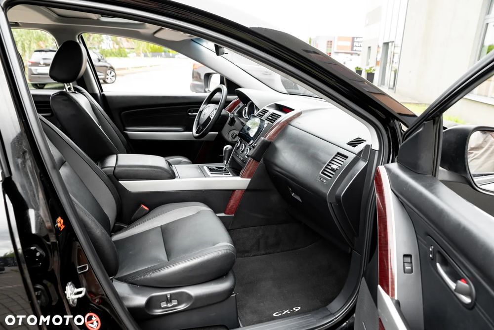 Mazda CX-9 3.7 V6 - 18