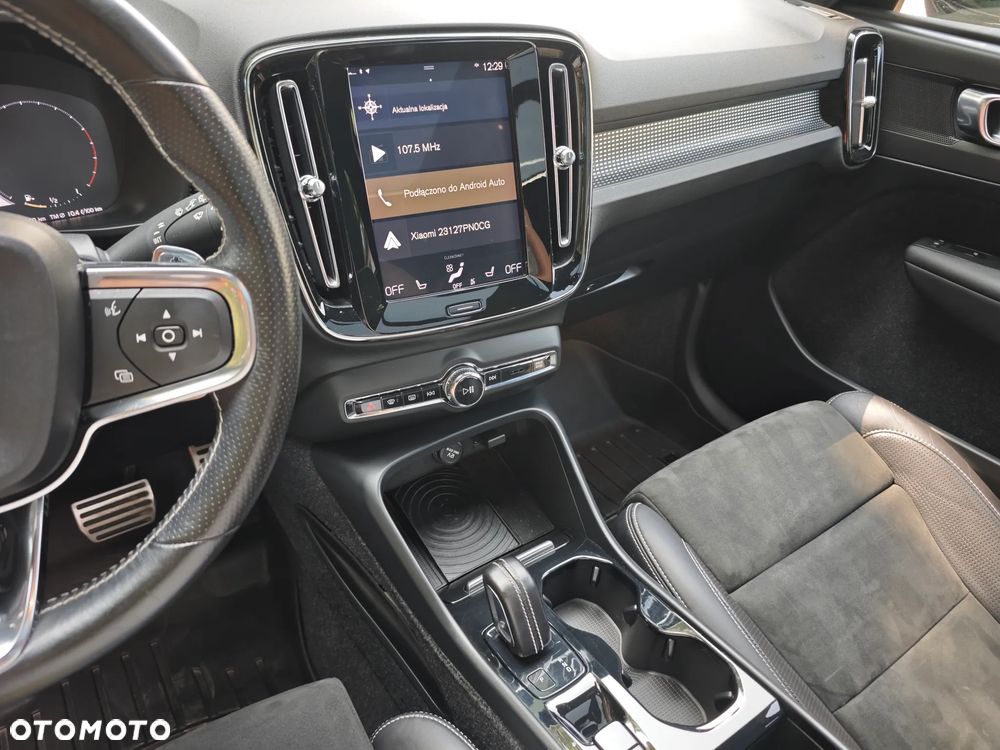 Volvo XC 40 T5 AWD Geartronic R-Design - 20