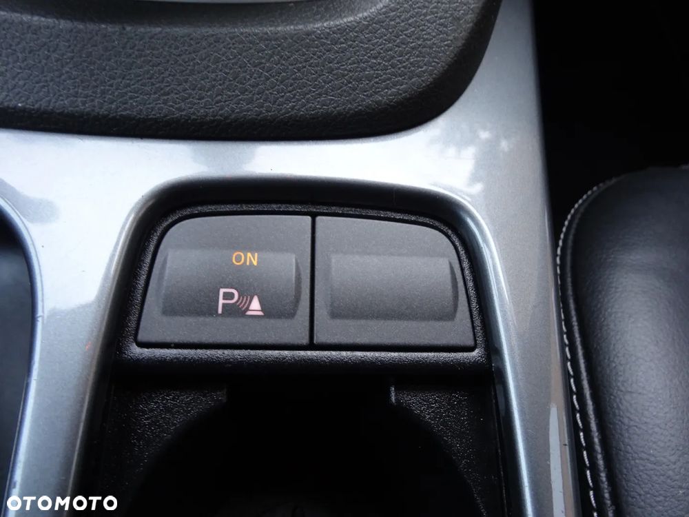 Ford Kuga 2.0 TDCi 4x4 Titanium - 30