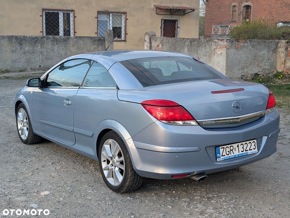 Opel Astra 1.6 - 4