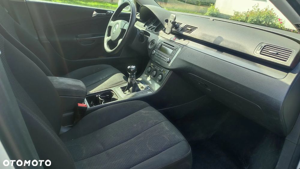 Volkswagen Passat Variant 1.6 Trendline - 9