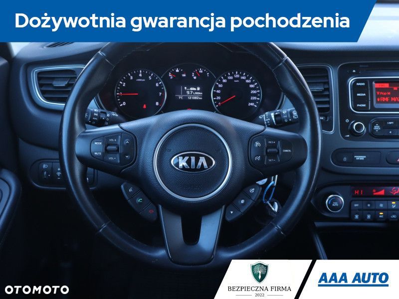 Kia Carens - 21