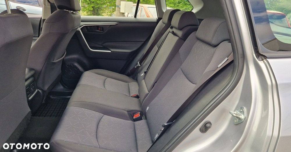 Toyota RAV4 2.5 Hybrid Active 4x2 - 24
