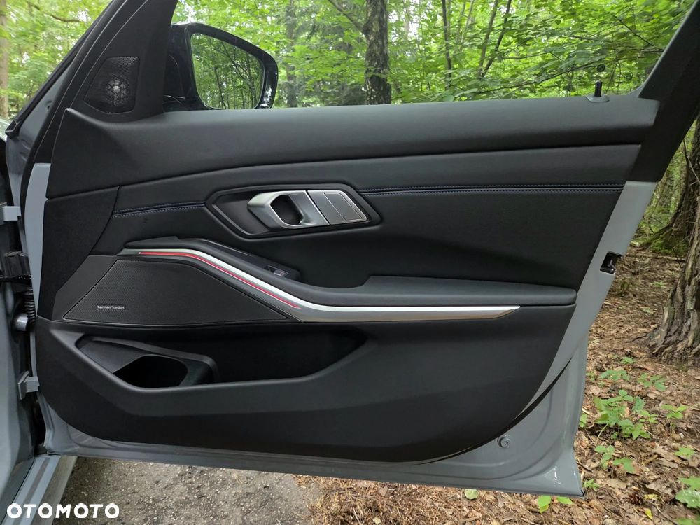 BMW Seria 3 - 29