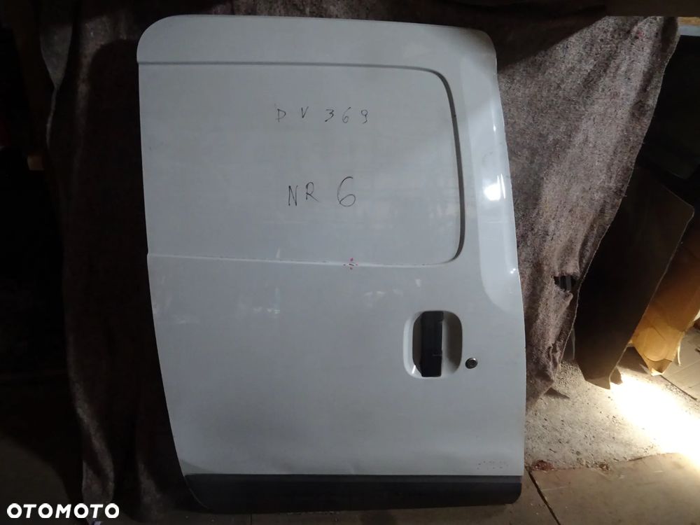 DACIA DOKKERLISTWA DOLNA DRZWI PRAWE TYL BIALE DV369 KOMPLETNE CZESCI ROZNE - 2