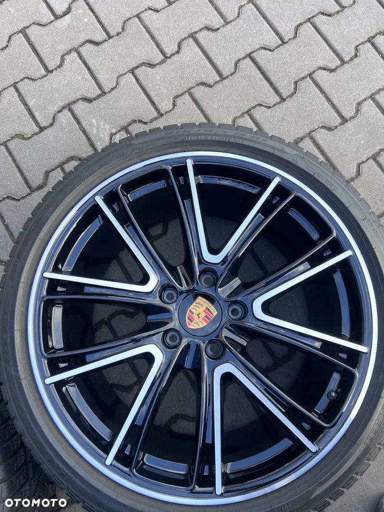 Koła zimowe Porsche Panamera 971 lub 976 Opony Pirelli 24r - 10