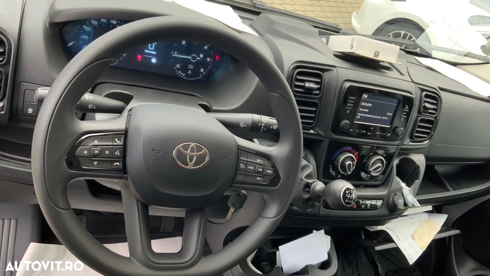 Toyota Proace - 16