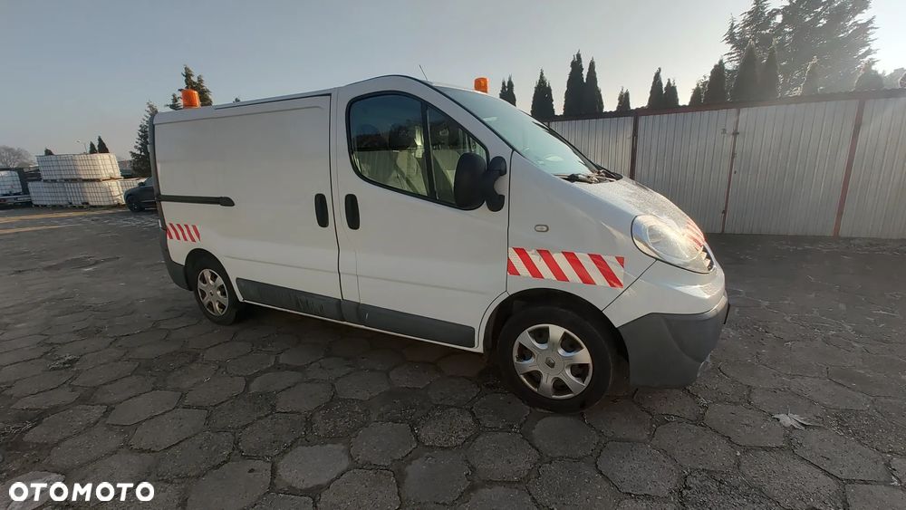 Renault Trafic - 9