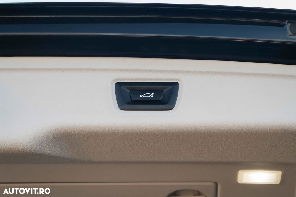 BMW Seria 3 318d AT MHEV - 28