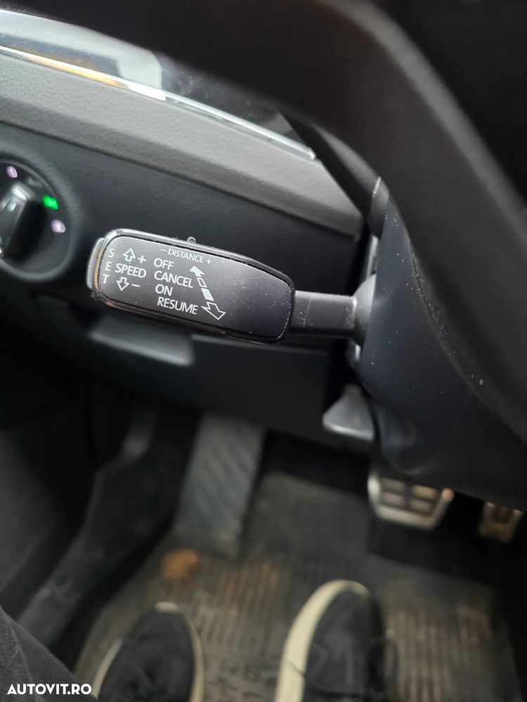 Skoda Superb 2.0 TDI 4x4 DSG L&K - 36