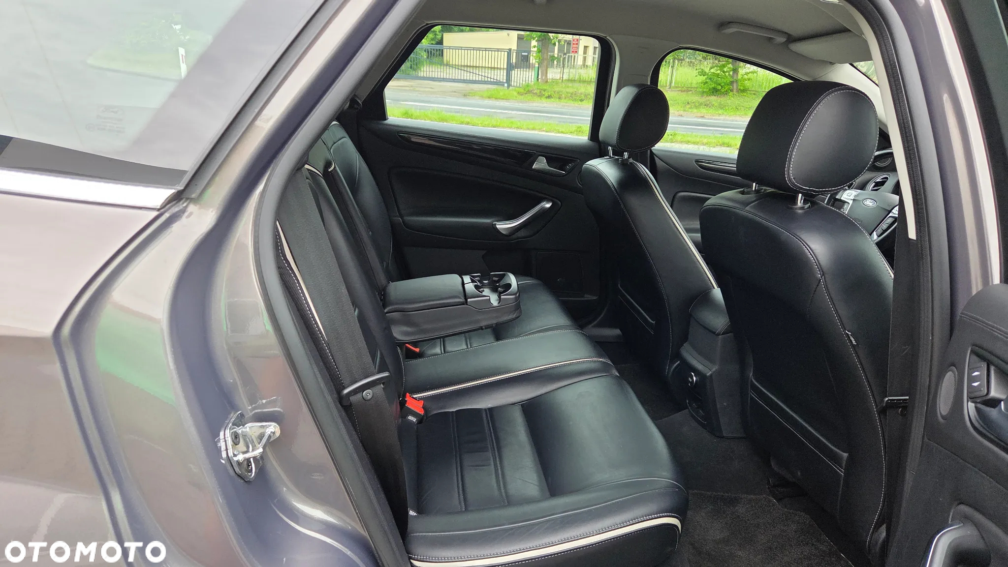 Ford Mondeo 2.0 TDCi Titanium - 19