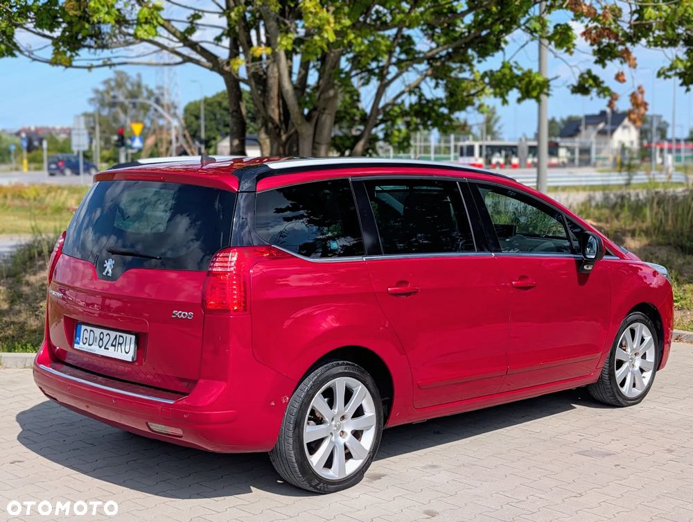Peugeot 5008 1.6 THP Premium - 4