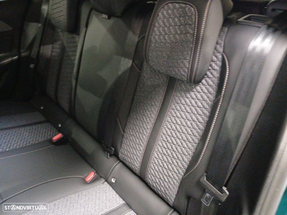 Peugeot 308 - 14