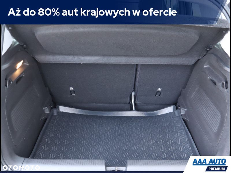 Opel Crossland X - 13