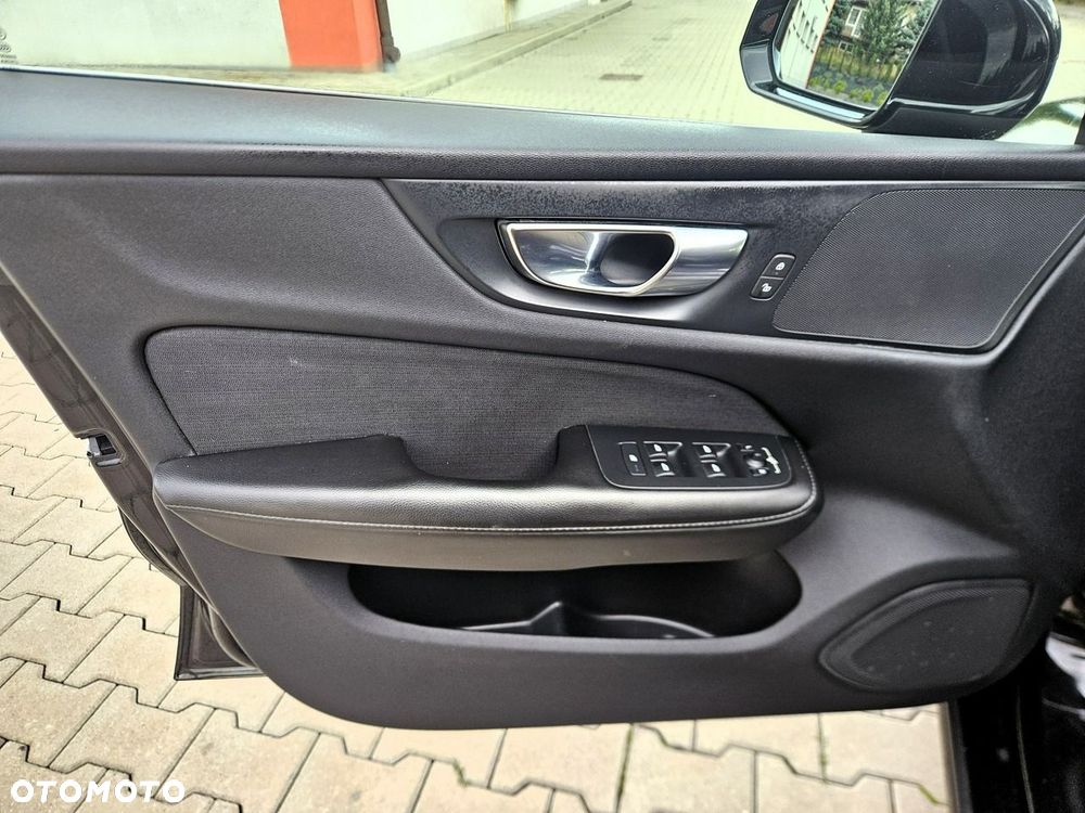Volvo V60 D3 Geartronic Inscription - 19