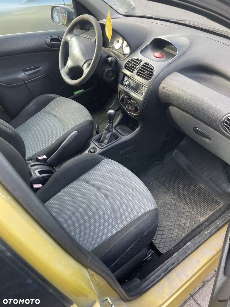 Peugeot 206 1.1 Husky - 10