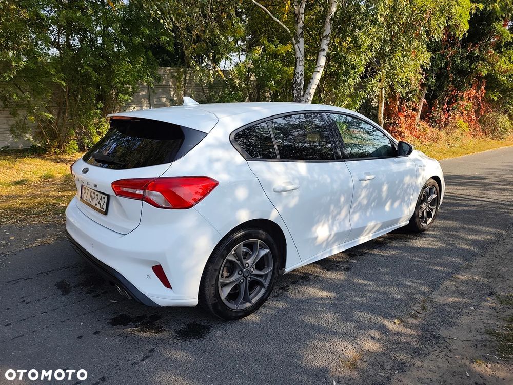 Ford Focus 2019 photo 4