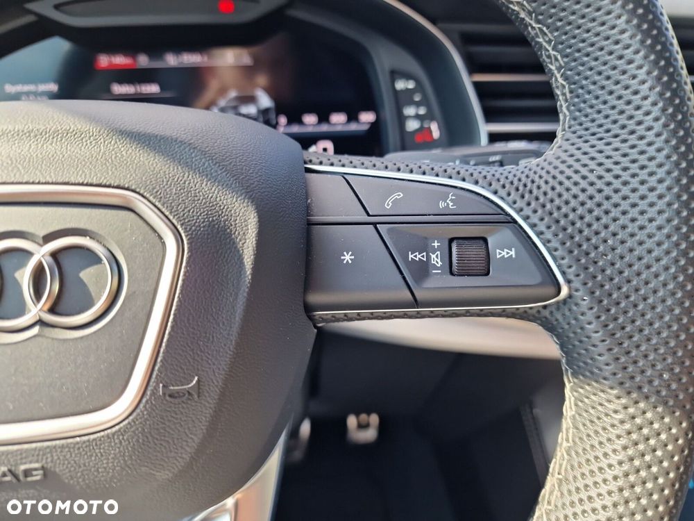 Audi Q8 - 35