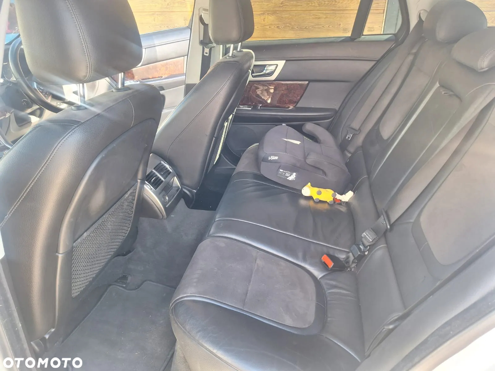 Jaguar XF 2.2 D Luxury - 7