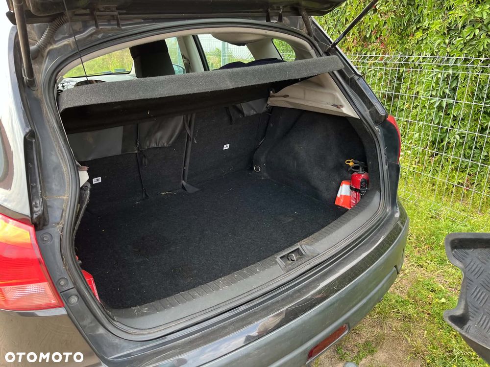 Nissan Qashqai - 11