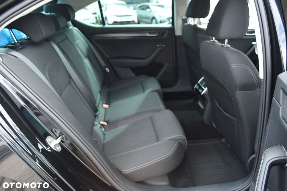 Skoda Superb 2.0 TSI Style DSG - 36