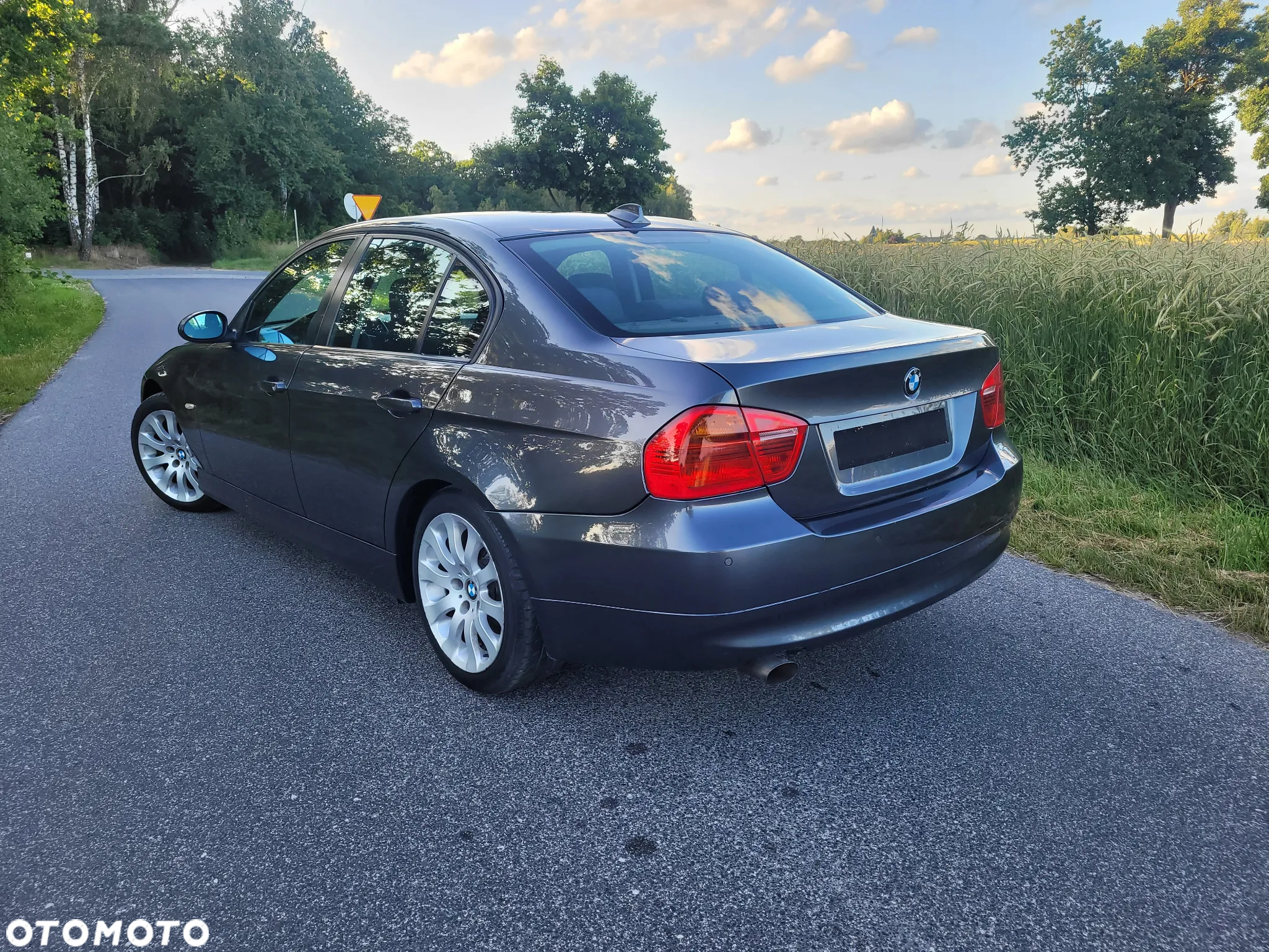BMW Seria 3 318d - 2