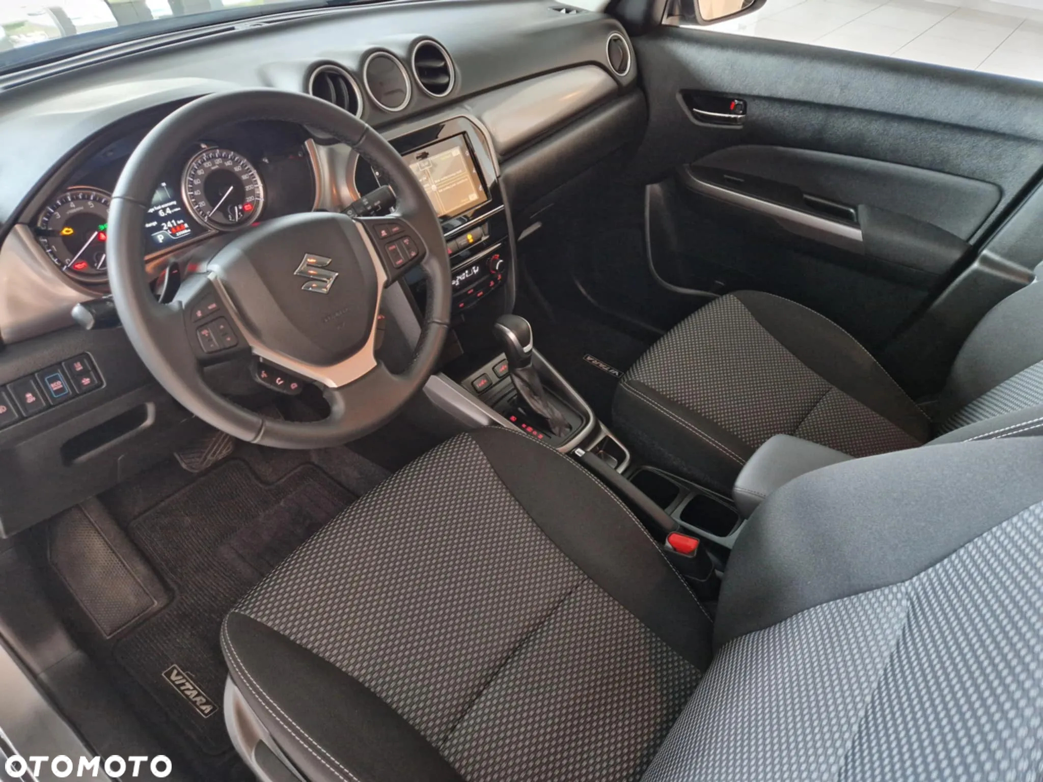 Suzuki Vitara 1.5 Strong Hybrid Premium 2WD AGS - 10