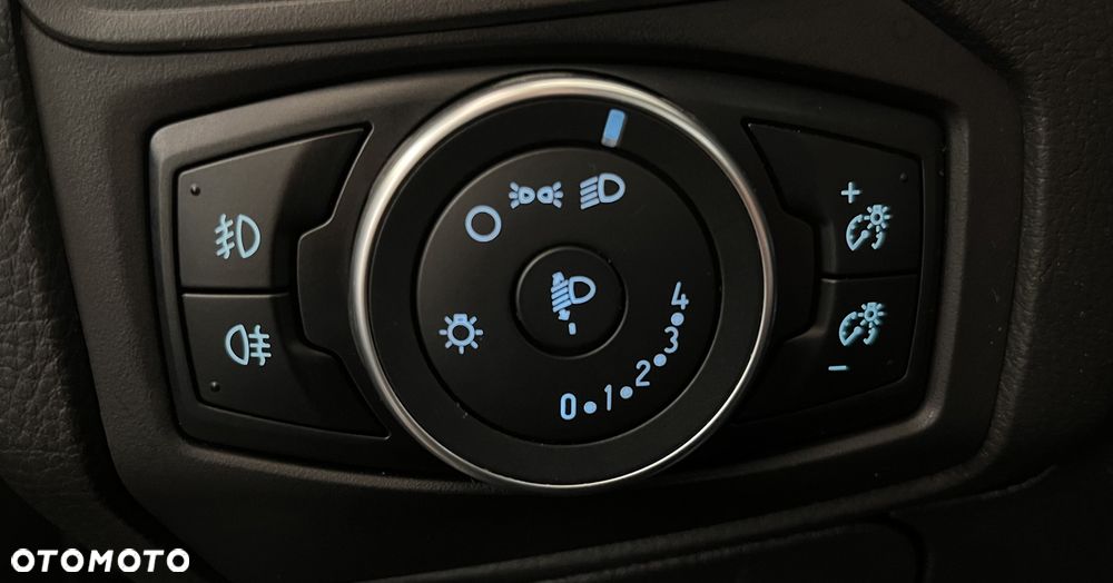 Ford Focus 1.0 EcoBoost Titanium ASS PowerShift - 19