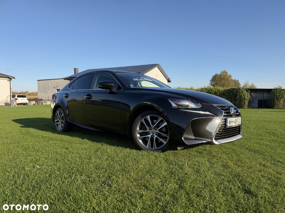 Lexus Is