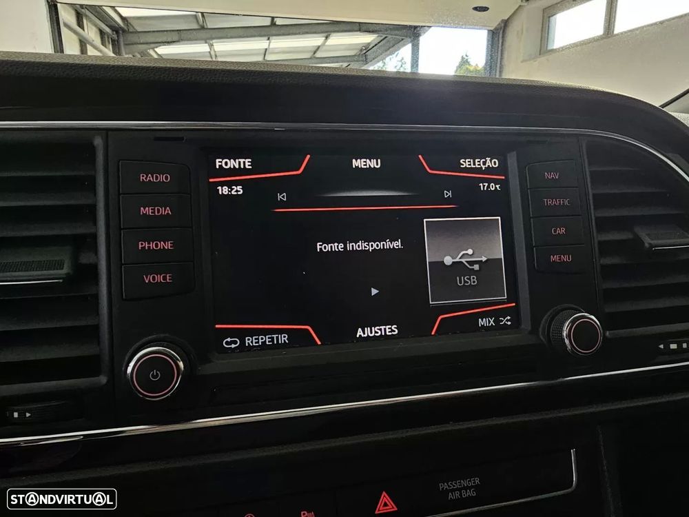 SEAT Leon ST 1.6 TDI Style Ecomotive - 37