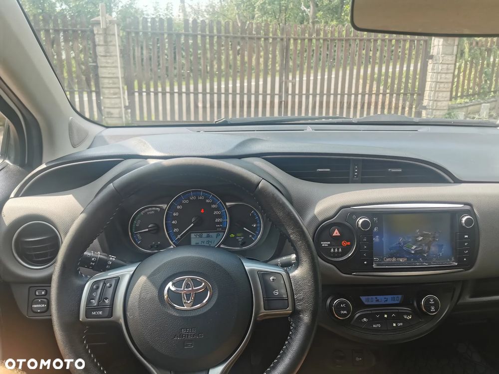Toyota Yaris 1.5 VVT-i Style - 10