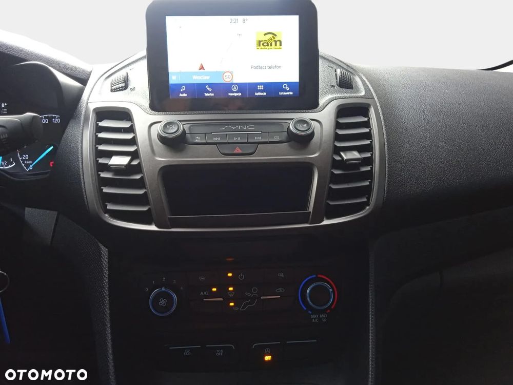 Ford Transit Connect - 19