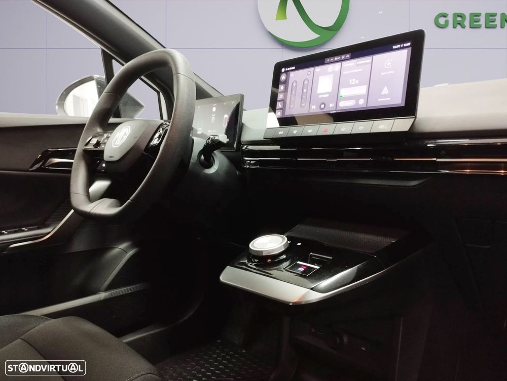 MG MG4 64 kWh Comfort - 8